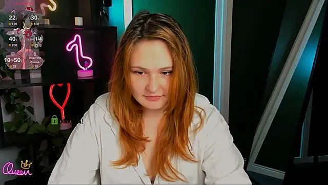 polly-cute online show from April 22, 2026, 6:53 pm