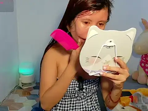 Snapshot of lady_moon09 chatting on June 30, 2026, 11:44 am lady moon09 online show from June 30, 2026, 11:44 am