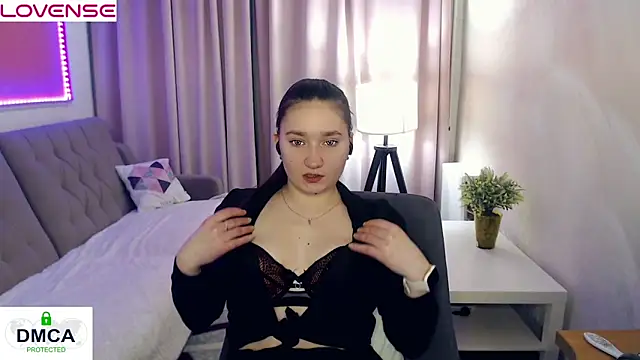 Snapshot of Sparkling_Starlet67 chatting on February 23, 2026, 1:52 pm Sparkling Starlet67 online show from February 23, 2026, 1:52 pm