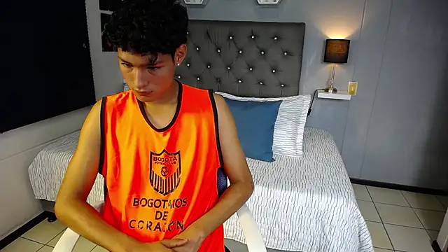 georgeowennss online show from March 3, 2026, 1:17 pm