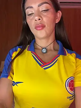 Snapshot of samanta_94 chatting on July 3, 2026, 9:10 pm samanta 94 online show from July 3, 2026, 9:10 pm