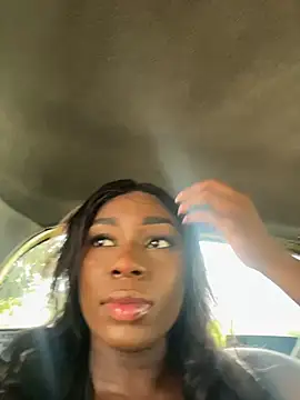 ZarahFerreira online show from March 1, 2026, 8:11 pm