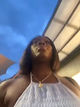 ZarahFerreira online show from March 10, 2026, 11:21 pm