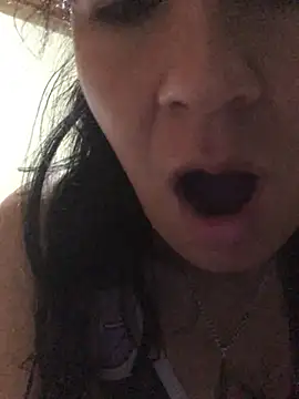 Mariibeella online show from March 6, 2026, 6:26 pm