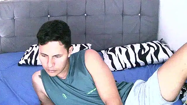 19daniboy online show from May 4, 2026, 9:44 pm