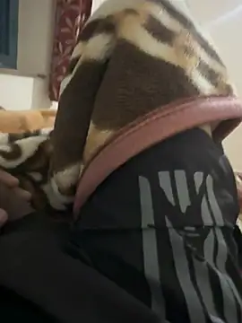 youngboywithcurvymilf online show from March 6, 2026, 1:18 pm