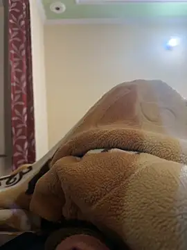 youngboywithcurvymilf online show from March 10, 2026, 4:34 pm