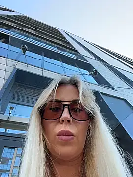 LisaMurr online show from June 22, 2026, 12:57 pm