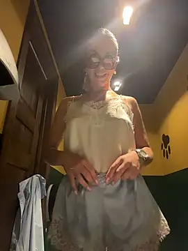 LisaMurr online show from July 30, 2026, 12:37 pm