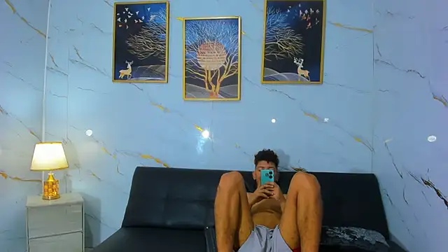 Spicy guys online show from April 24, 2026, 1:13 pm