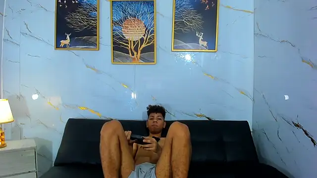 Spicy guys online show from April 28, 2026, 1:27 pm