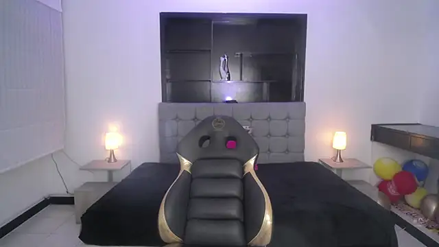 Snapshot of Sweett_liia_ chatting on July 19, 2026, 12:09 pm Sweett liia online show from July 19, 2026, 12:09 pm