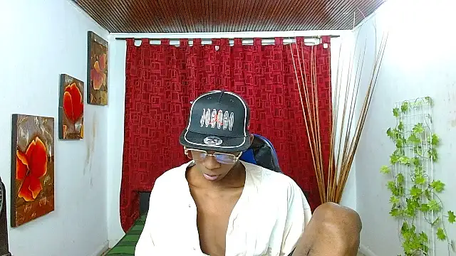 milo018 online show from April 22, 2026, 9:22 am