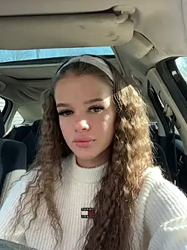 clarabarness15 online show from March 12, 2026, 7:25 am