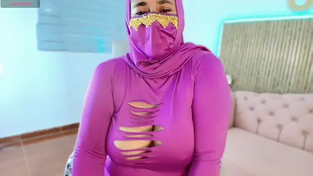 Nadia Privee online show from February 20, 2026, 5:13 pm