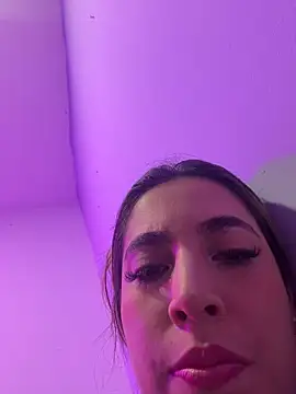 Sophiexx  online show from April 29, 2026, 2:59 am