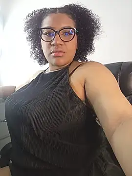 gigiblue89 online show from July 24, 2026, 9:29 am