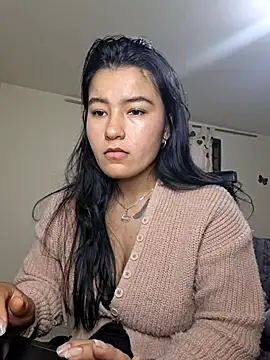 Miiia a online show from April 28, 2026, 6:57 pm