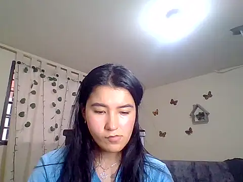 Miiia a online show from May 4, 2026, 8:38 pm
