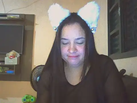 Rebequinha30 online show from February 24, 2026, 6:44 am