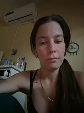 Snapshot of Melu12 chatting on April 10, 2026, 6:01 pm Melu12 online show from April 10, 2026, 6:01 pm