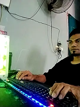 Snapshot of UcEng_Lab chatting on March 16, 2026, 4:40 am UcEng Lab online show from March 16, 2026, 4:40 am