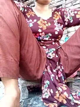 BreezySexyGirl69 online show from April 20, 2026, 5:54 am