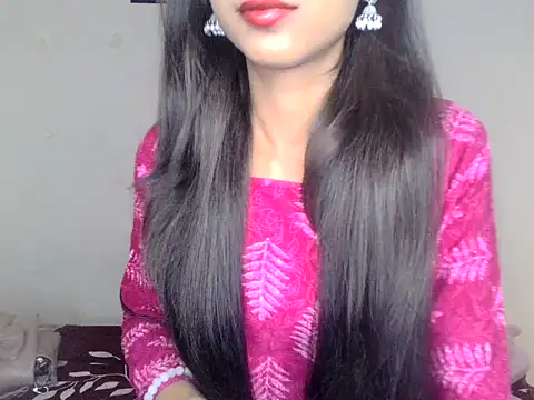 SIKSHA SINGH online show from April 28, 2026, 7:08 pm
