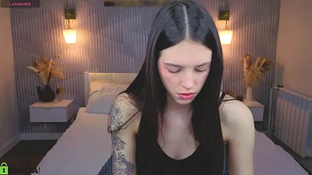 elise robbie online show from April 23, 2026, 1:07 am