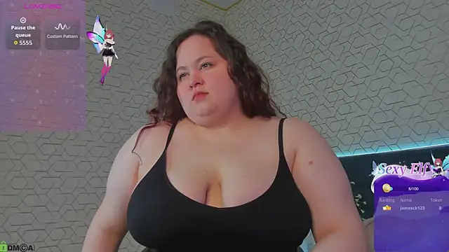 MoonlitAdele online show from April 26, 2026, 1:14 am