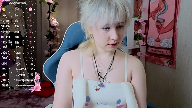 May leaf online show from March 1, 2026, 5:42 am