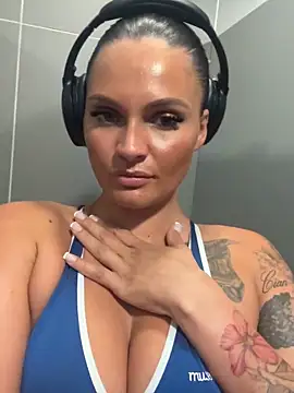 Destinylovex online show from May 3, 2026, 11:27 am