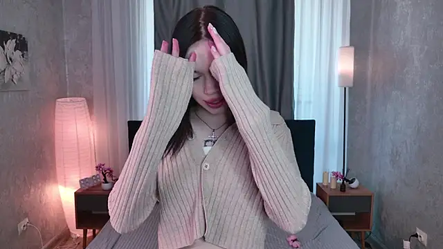 AangellFace online show from March 18, 2026, 8:50 am