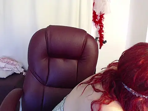 Lobasensual online show from February 26, 2026, 4:06 pm