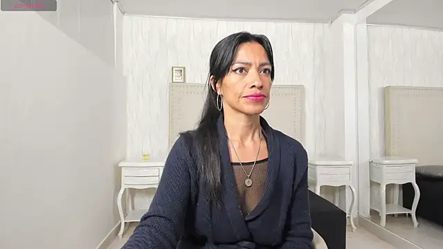 FernandaAvilax online show from April 7, 2026, 5:19 am