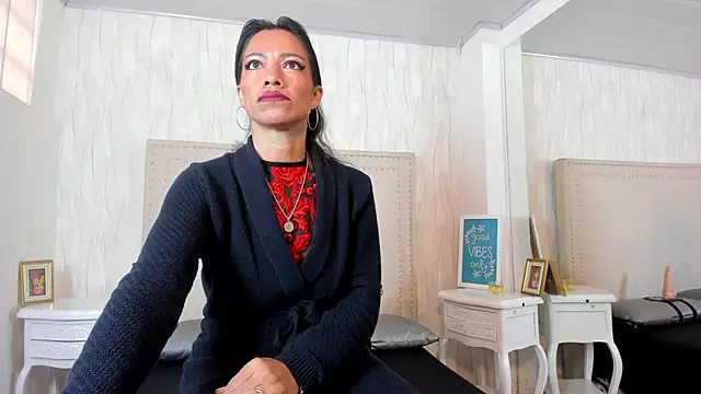 FernandaAvilax online show from April 27, 2026, 7:23 pm