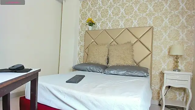 FernandaAvilax online show from June 29, 2026, 1:56 am