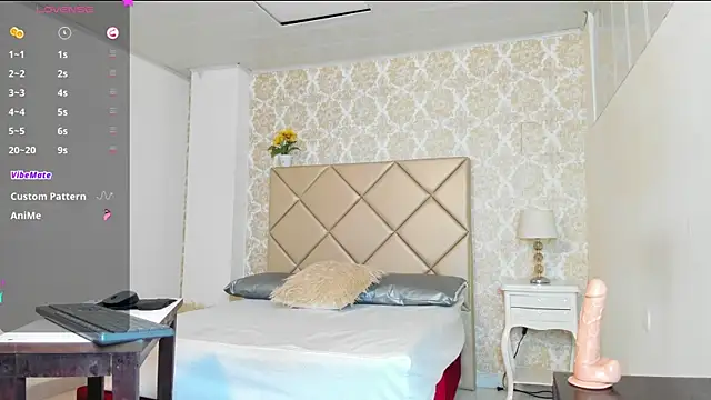 FernandaAvilax online show from July 26, 2026, 11:44 pm