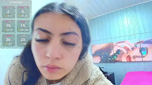 Snapshot of angell_cooper8 chatting on July 21, 2026, 12:18 pm angell cooper8 online show from July 21, 2026, 12:18 pm