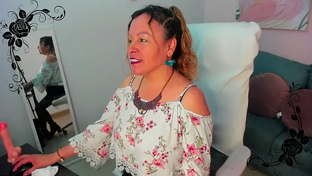 Ivonne 4 online show from March 2, 2026, 12:23 pm