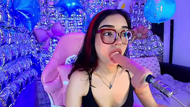 lala cherry online show from April 27, 2026, 8:40 pm