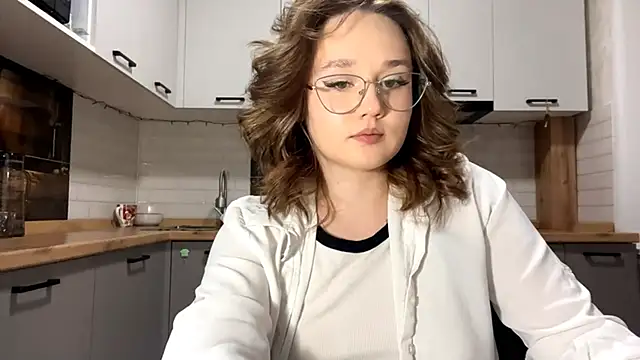 AinaSmith online show from February 28, 2026, 10:38 am