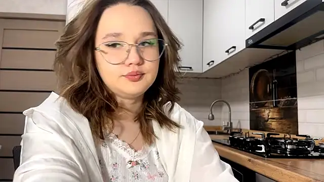 AinaSmith online show from March 13, 2026, 1:18 pm