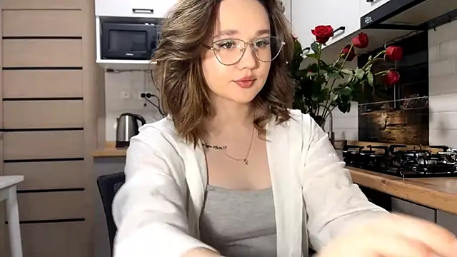 AinaSmith online show from March 15, 2026, 10:21 am