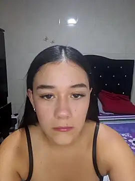 AlessiaKnox online show from April 29, 2026, 1:26 pm