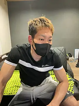 Snapshot of ryuaaaaa chatting on March 31, 2026, 2:28 pm ryuaaaaa online show from March 31, 2026, 2:28 pm