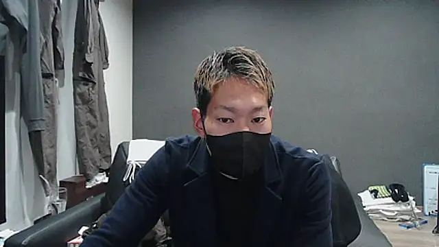 Snapshot of ryuaaaaa chatting on April 5, 2026, 4:48 pm ryuaaaaa online show from April 5, 2026, 4:48 pm