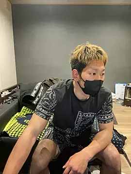 Snapshot of ryuaaaaa chatting on April 19, 2026, 2:16 pm ryuaaaaa online show from April 19, 2026, 2:16 pm