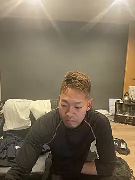 Snapshot of ryuaaaaa chatting on June 7, 2026, 12:20 pm ryuaaaaa online show from June 7, 2026, 12:20 pm