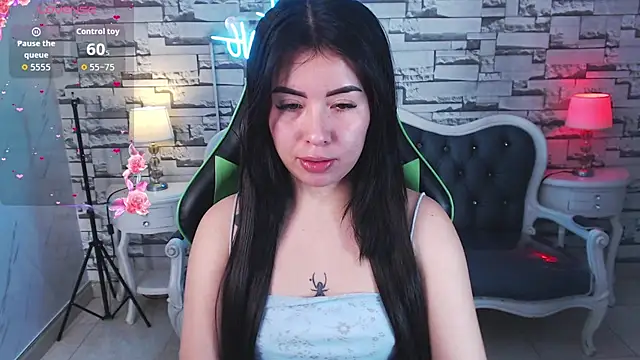 Kylia a online show from June 24, 2026, 2:16 pm